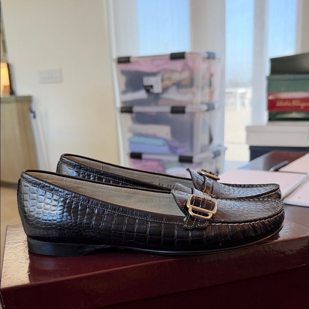 New Cole Haan Black Crocodile Embossed Loafers 8.5 - Picture 4 of 8